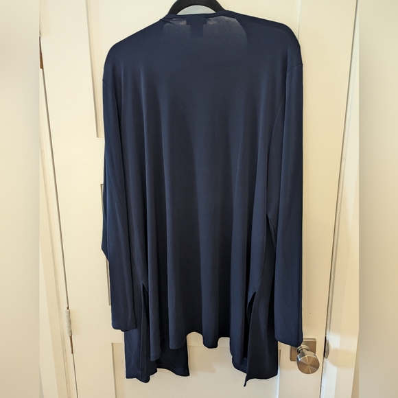 Kim & Co Women's Navy Blue NWT Cardigan - Picture 2 of 6